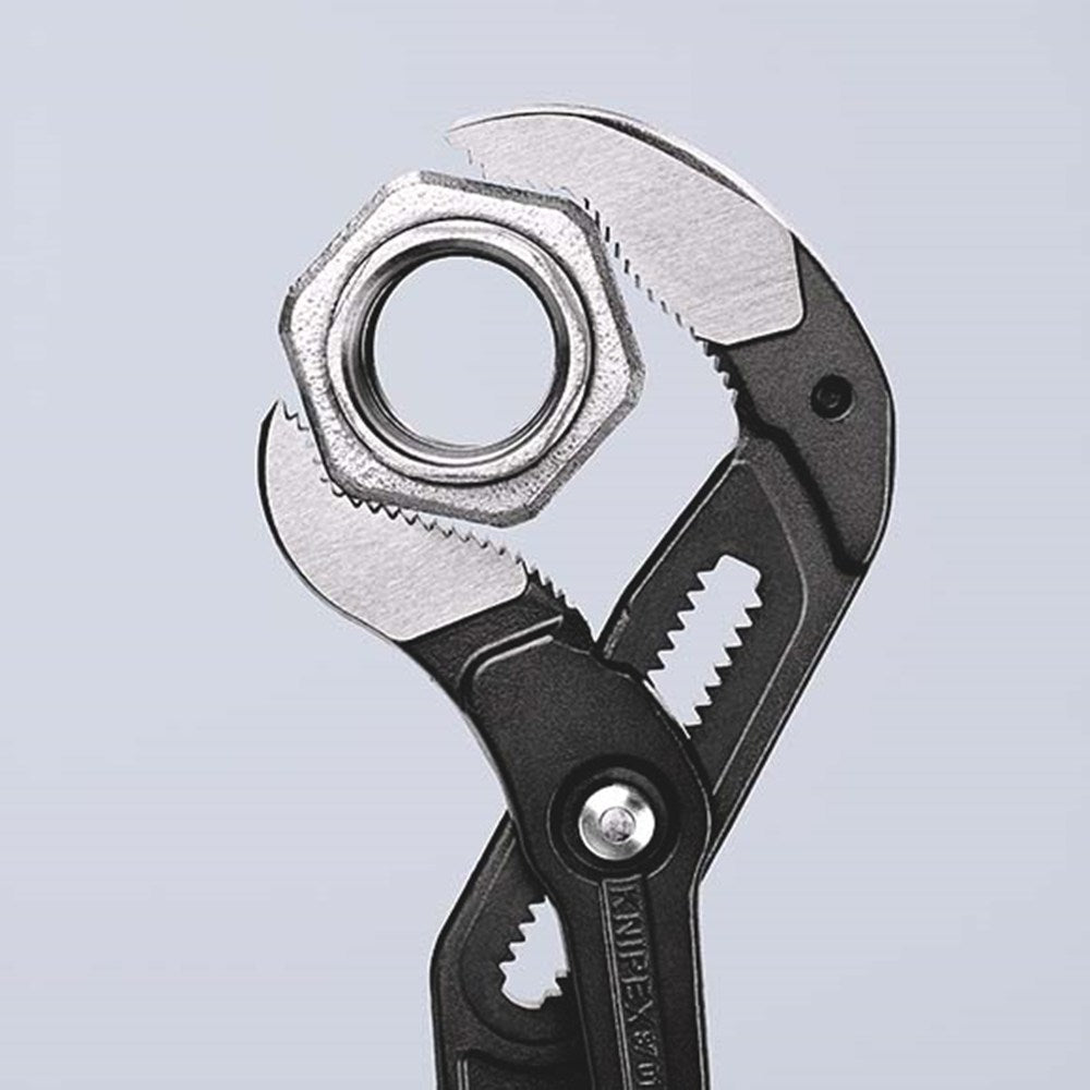 8701560-00-F-A-01.jpg