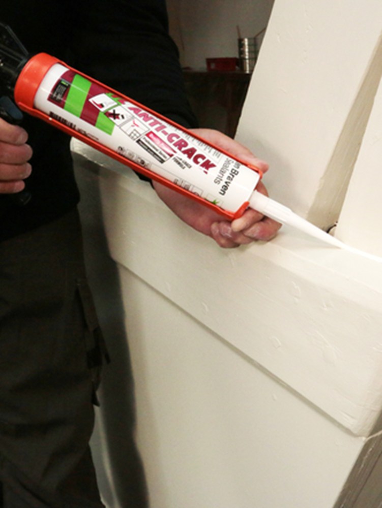 ZWALUW_ACRYL_ANTI_CRACK_APPLICATION_IMAGE.png