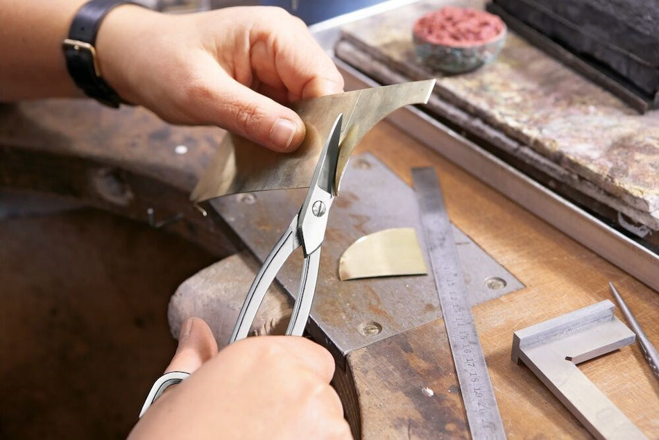 d74-1_work_goldsm.jpg